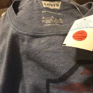 Boys Levi’s T-shirt